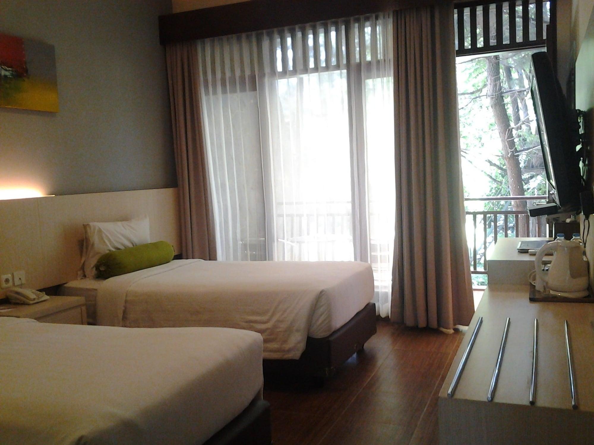 The Green Forest Resort Lembang Zewnętrze zdjęcie