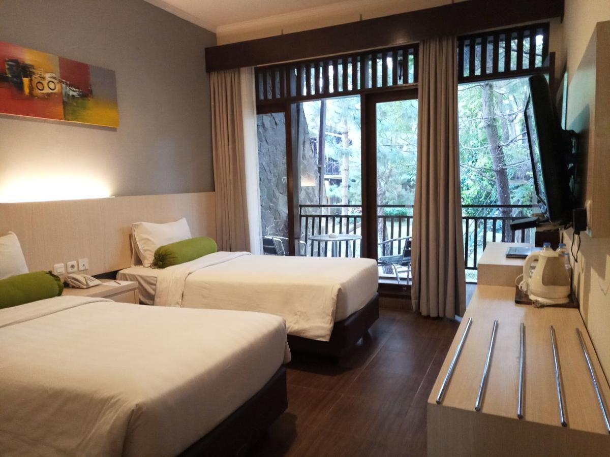 The Green Forest Resort Lembang Zewnętrze zdjęcie
